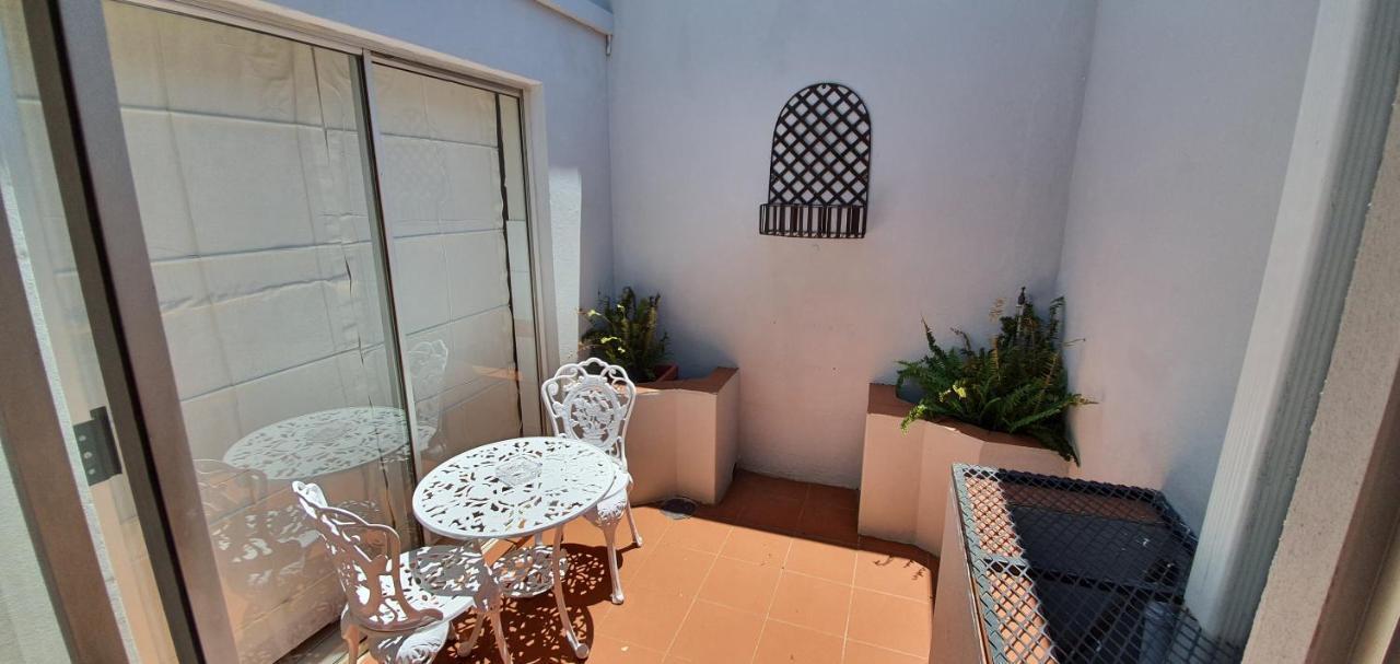 Acacia Westdene B&B Блумфонтейн Экстерьер фото
